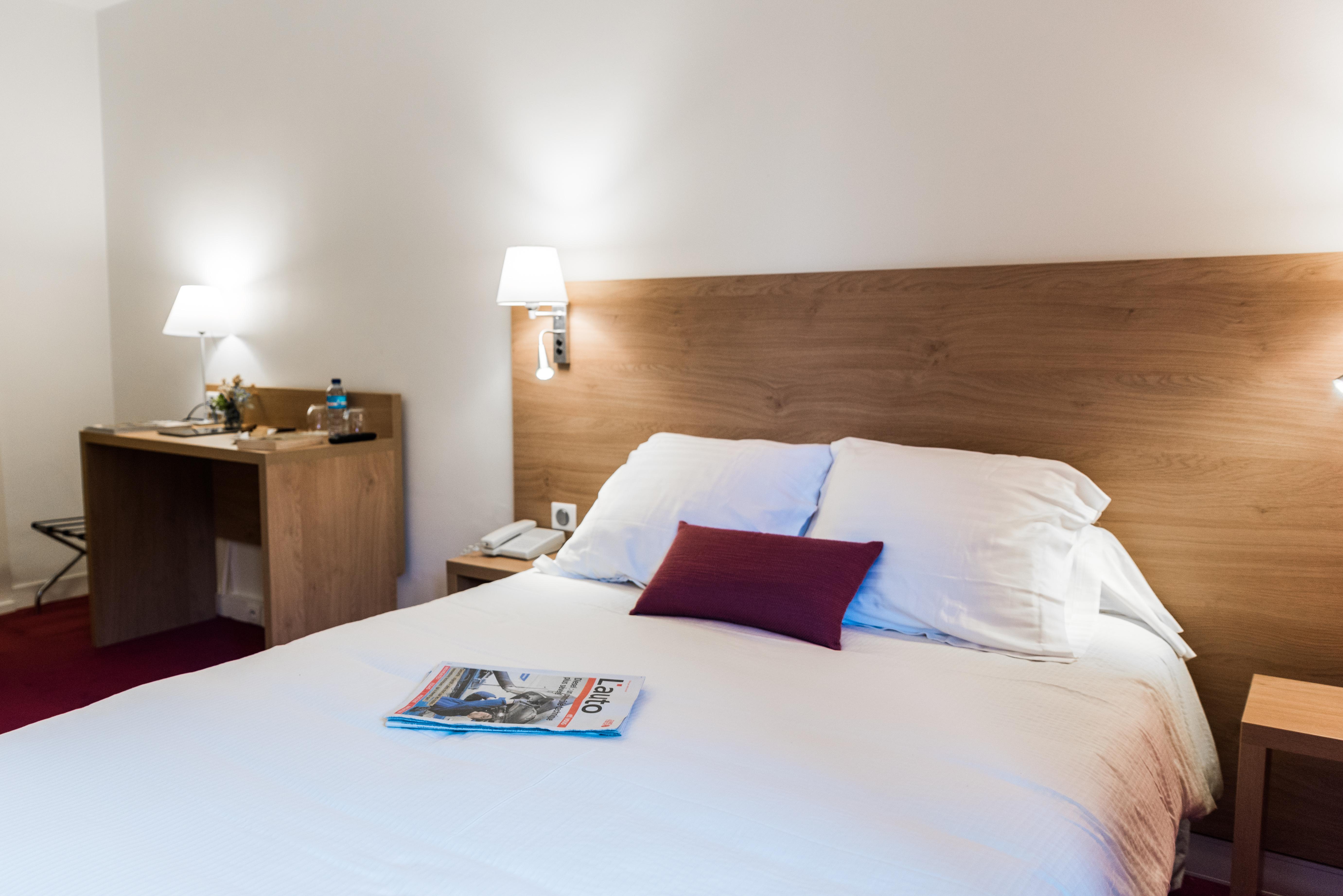 Logis Ar Milin Hotel Châteaubourg Екстериор снимка