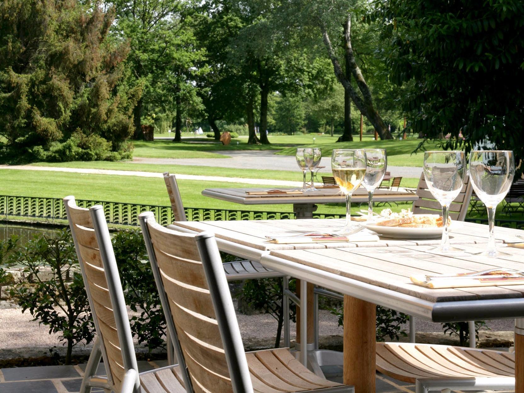Logis Ar Milin Hotel Châteaubourg Екстериор снимка